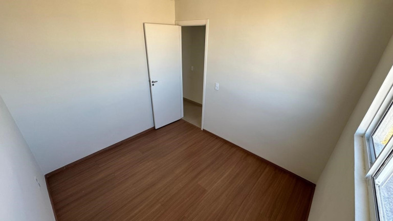 Imagem Imóvel com 2 Quartos à Venda, 65 m² em Cabral - Contagem