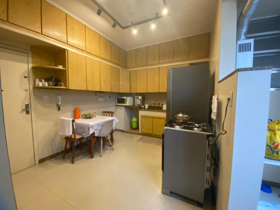 Imagem Apartamento com 3 Quartos à Venda, 154 m² em Copacabana - Rio De Janeiro