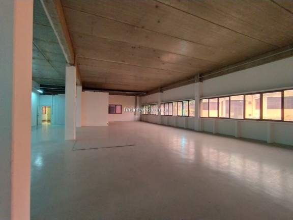 Imagem Imóvel para Alugar, 350 m² em Jardim São Luís - São Paulo Imagem Imóvel para Alugar, 350 m² em Jardim São Luís - São Paulo