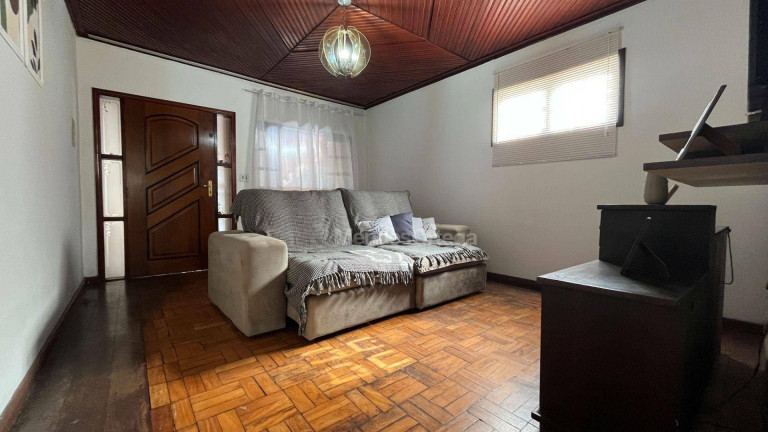 Imagem Casa com 3 Quartos à Venda, 221 m² em Centro - Votorantim Imagem Casa com 3 Quartos à Venda, 221 m² em Centro - Votorantim