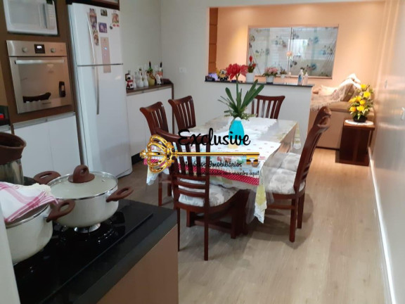 Sobrado com 2 Quartos à Venda, 166 m² em Vila Luzita - Santo André