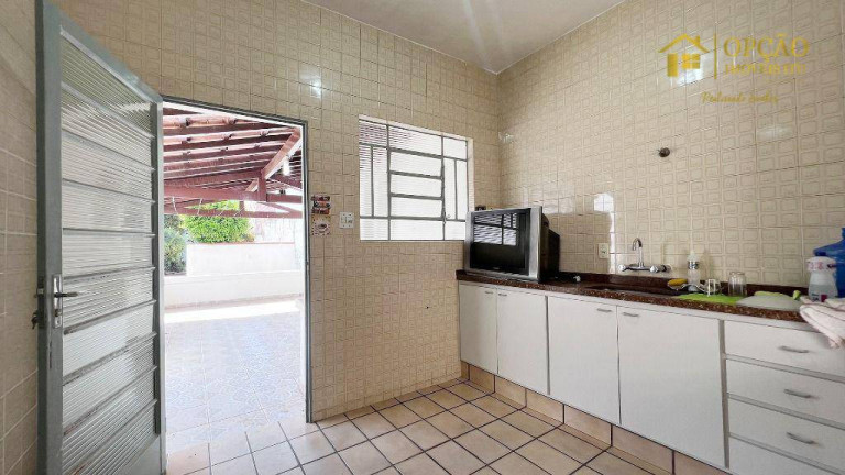 Imagem Casa com 2 Quartos à Venda, 145 m² em Centro - Itu