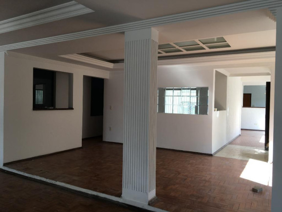 Imagem Sobrado com 4 Quartos à Venda, 320 m² em Cidade Edson - Suzano Imagem Sobrado com 4 Quartos à Venda, 320 m² em Cidade Edson - Suzano