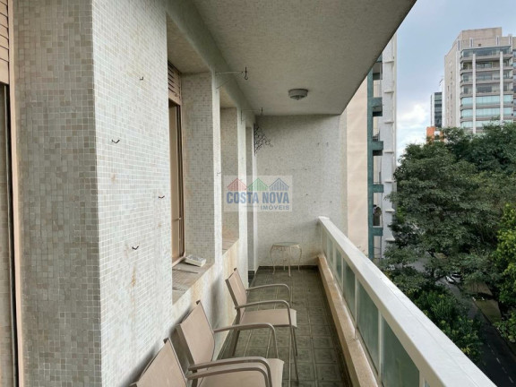 Imagem Apartamento com 3 Quartos à Venda, 219 m² Imagem Apartamento com 3 Quartos à Venda, 219 m²