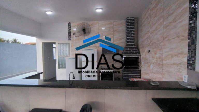 Imagem Casa com 3 Quartos à Venda, 114 m² em Corguinho Bairro 53 - Borborema