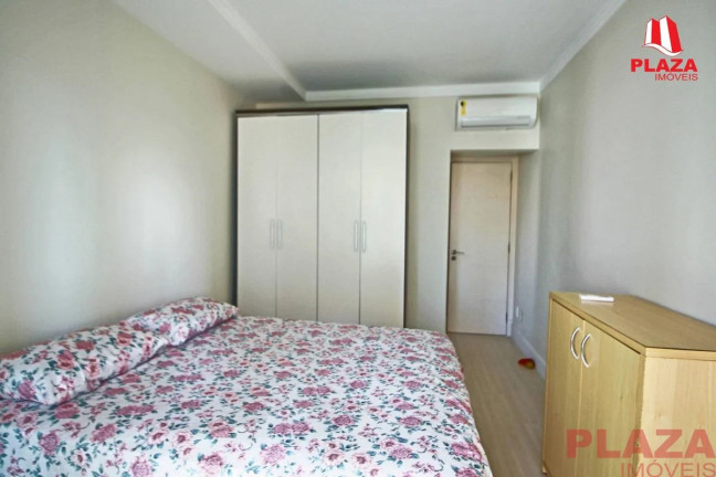 Imagem Apartamento com 3 Quartos à Venda, 94 m² em Centro - Balneário Camboriú