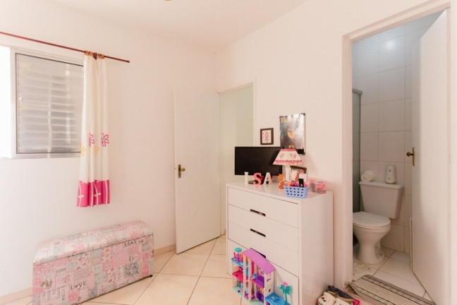 Imagem Casa com 4 Quartos à Venda, 120 m² em Vila Paranaguá - São Paulo
