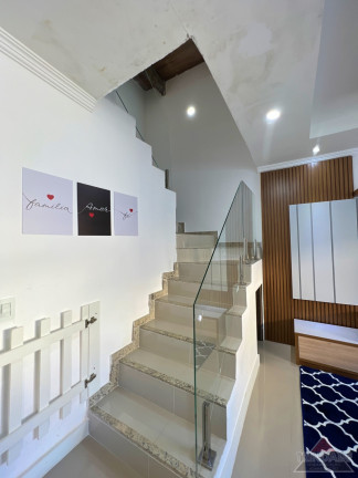 Imagem Casa com 5 Quartos à Venda, 250 m² em Vargem Grande - Rio De Janeiro