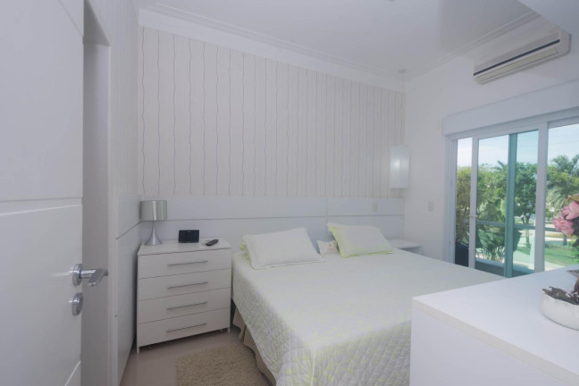 Imagem Imóvel com 7 Quartos à Venda,  em Riviera - Bertioga