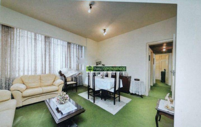 Imagem Apartamento com 3 Quartos à Venda, 130 m² em Centro - Curitiba Imagem Apartamento com 3 Quartos à Venda, 130 m² em Centro - Curitiba
