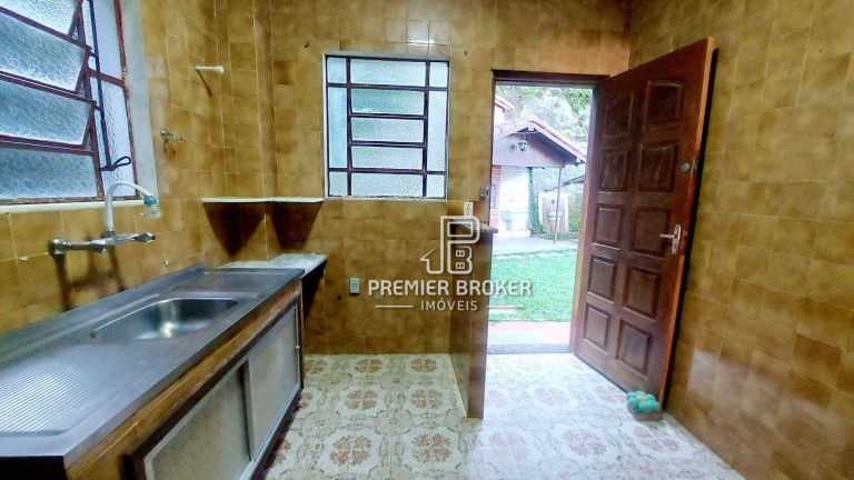 Imagem Casa com 3 Quartos à Venda, 182 m² em Albuquerque - Teresópolis Imagem Casa com 3 Quartos à Venda, 182 m² em Albuquerque - Teresópolis