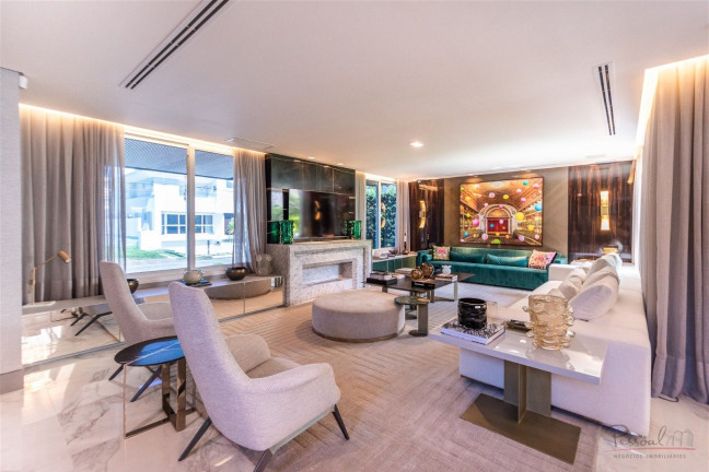Imagem Casa com 7 Quartos à Venda, 780 m² em Jurerê Internacional - Florianópolis Imagem Casa com 7 Quartos à Venda, 780 m² em Jurerê Internacional - Florianópolis