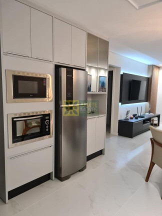 Imagem Apartamento com 2 Quartos à Venda, 86 m² em Centro - Itapema