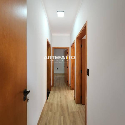 Imagem Casa com 3 Quartos à Venda, 140 m²
