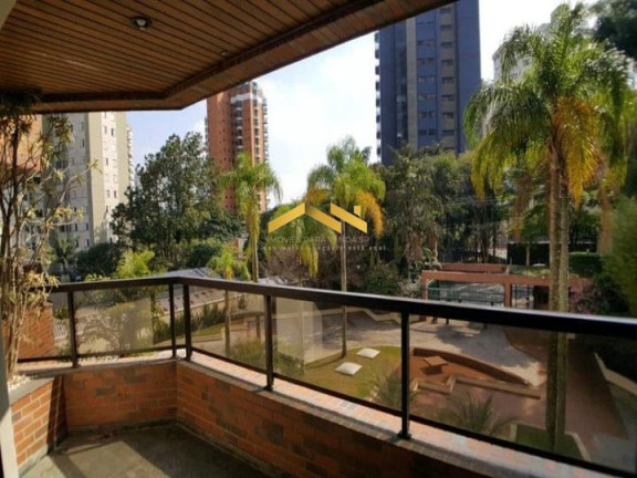 Apartamento com 3 Quartos à Venda, 215 m² em Morumbi - São Paulo