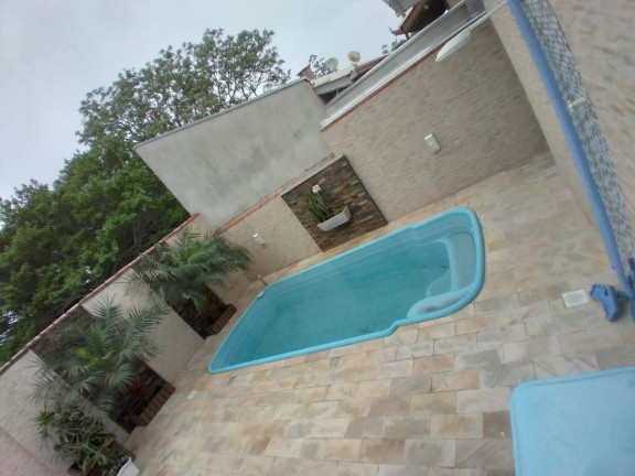 Imagem Casa com 2 Quartos à Venda, 190 m² em Centro - Tijucas