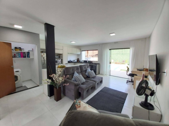 Imagem Sobrado com 3 Quartos à Venda, 129 m² em Itacolomi - Piçarras