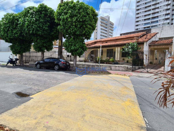 Imagem Casa com 15 Quartos à Venda, 529 m² em Fátima - Fortaleza Imagem Casa com 15 Quartos à Venda, 529 m² em Fátima - Fortaleza