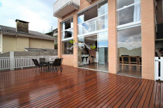Imagem Casa com 3 Quartos à Venda, 270 m² em Vila Telma - Campos Do Jordão