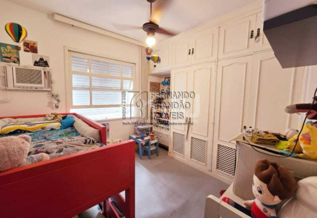 Imagem Imóvel com 2 Quartos à Venda, 80 m² em Copacabana - Rio De Janeiro Imagem Imóvel com 2 Quartos à Venda, 80 m² em Copacabana - Rio De Janeiro