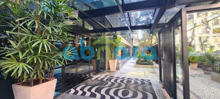 Imagem Apartamento com 2 Quartos à Venda, 72 m² em Copacabana - Rio De Janeiro Imagem Apartamento com 2 Quartos à Venda, 72 m² em Copacabana - Rio De Janeiro