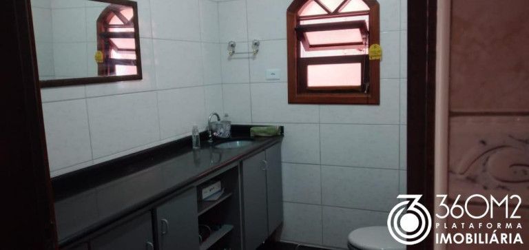 Imagem Casa com 3 Quartos à Venda, 220 m² em Parque Gerassi - Santo André Imagem Casa com 3 Quartos à Venda, 220 m² em Parque Gerassi - Santo André