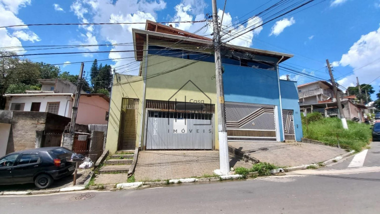 Casa com 3 Quartos à Venda, 282 m² em Vila Santo Antônio - Cotia