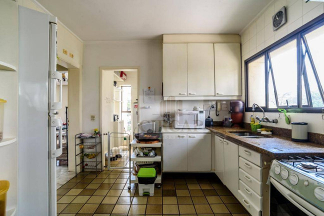 Imagem Apartamento com 4 Quartos à Venda, 210 m² em Moema - São Paulo