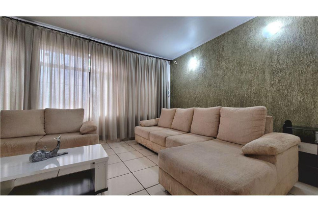 Imagem Casa com 3 Quartos à Venda, 219 m² em Parque Oratório - Santo André Imagem Casa com 3 Quartos à Venda, 219 m² em Parque Oratório - Santo André