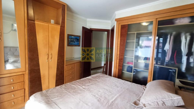 Imagem Casa com 3 Quartos à Venda, 335 m² em Canto Grande - Bombinhas