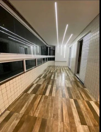 Imagem Apartamento com 4 Quartos à Venda, 233 m² em Guilhermina - Praia Grande