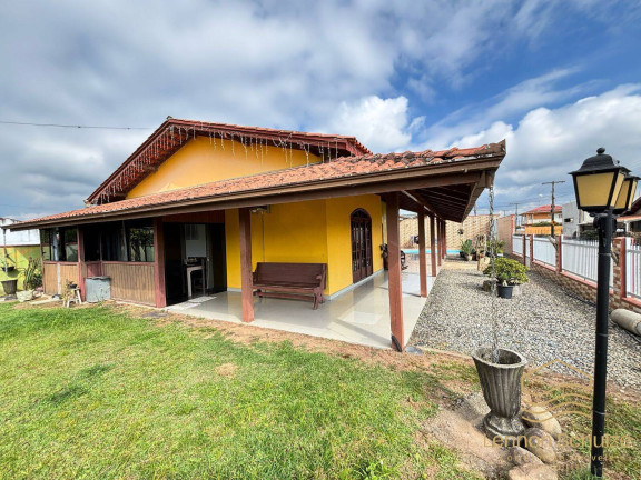 Imagem Casa com 3 Quartos à Venda, 250 m² em Centro - Balneário Barra Do Sul Imagem Casa com 3 Quartos à Venda, 250 m² em Centro - Balneário Barra Do Sul