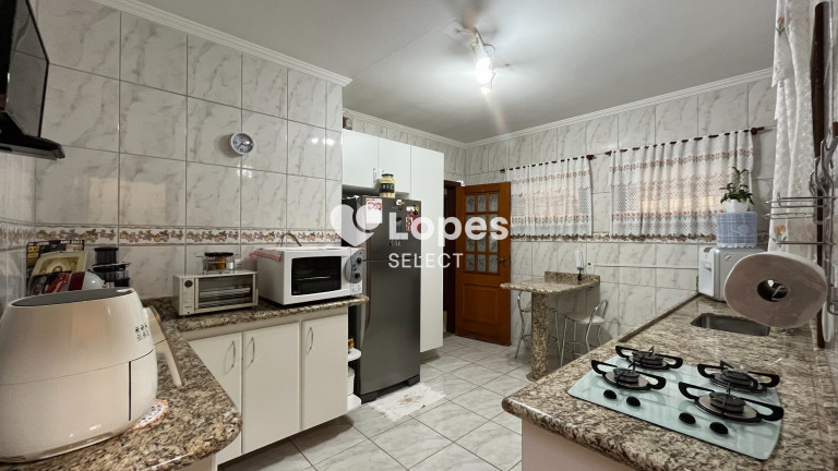 Imagem Casa com 3 Quartos à Venda, 190 m² em Santo Antônio - Louveira