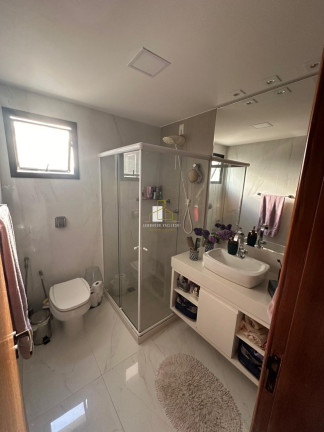 Imagem Imóvel com 3 Quartos à Venda, 180 m² em Praia Da Costa - Vila Velha Imagem Imóvel com 3 Quartos à Venda, 180 m² em Praia Da Costa - Vila Velha
