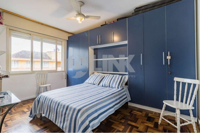 Imagem Apartamento com 2 Quartos à Venda, 61 m² em São Sebastião - Porto Alegre
