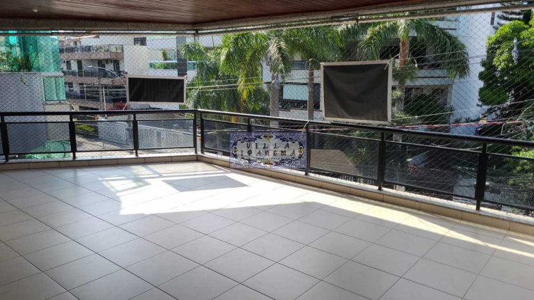 Apartamento com 3 Quartos à Venda, 123 m² em Recreio Dos Bandeirantes - Rio De Janeiro