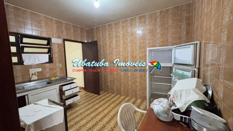 Imagem Casa com 4 Quartos à Venda, 205 m² em Centro - Ubatuba Imagem Casa com 4 Quartos à Venda, 205 m² em Centro - Ubatuba