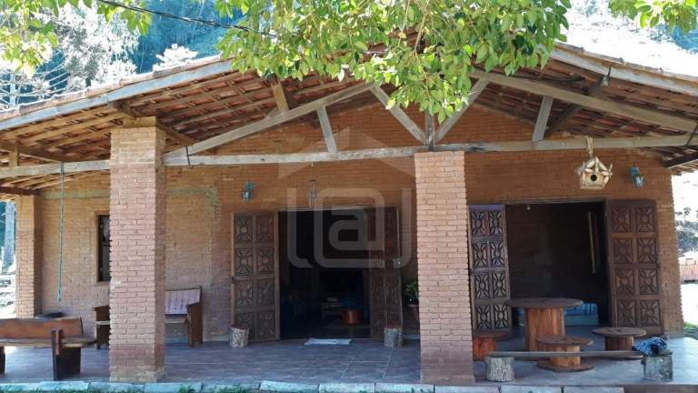 Imagem Imóvel com 3 Quartos à Venda, 2.000 m² em Bairro Amendoim (rural) - Caldas