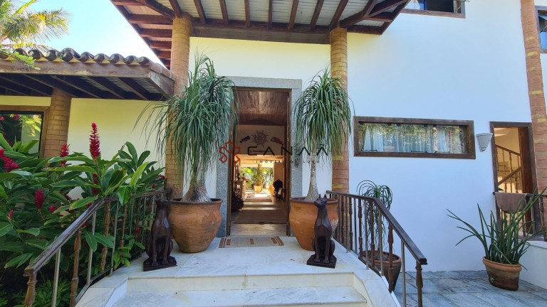 Imagem Casa com 6 Quartos à Venda, 880 m² em Ferradura - Armação Dos Búzios Imagem Casa com 6 Quartos à Venda, 880 m² em Ferradura - Armação Dos Búzios