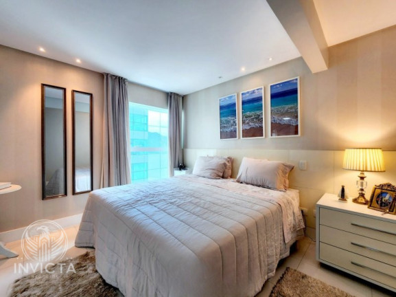 Imagem Apartamento com 3 Quartos à Venda, 200 m² em Centro - Balneário Camboriú Imagem Apartamento com 3 Quartos à Venda, 200 m² em Centro - Balneário Camboriú