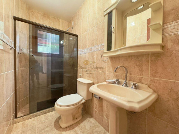 Imagem Casa com 4 Quartos à Venda, 405 m² em Albuquerque - Teresópolis Imagem Casa com 4 Quartos à Venda, 405 m² em Albuquerque - Teresópolis