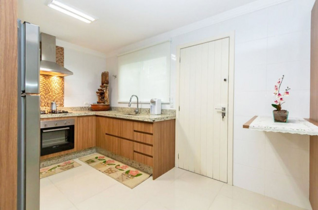 Imagem Sobrado com 3 Quartos à Venda, 154 m² em Atuba - Curitiba Imagem Sobrado com 3 Quartos à Venda, 154 m² em Atuba - Curitiba