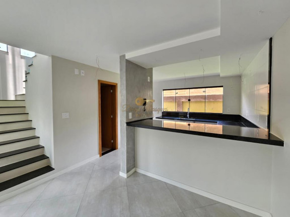 Imagem Casa com 3 Quartos à Venda, 116 m² em Nossa Senhora De Fátima - Teresópolis
