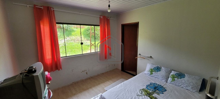 Imagem Casa com 4 Quartos à Venda, 200 m² em Presidente - Cascavel
