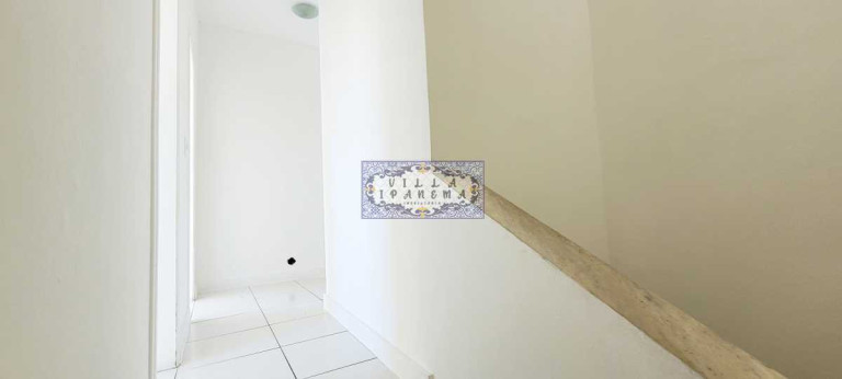 Imagem Imóvel com 4 Quartos à Venda, 360 m² em Freguesia (jacarepaguá) - Rio De Janeiro Imagem Imóvel com 4 Quartos à Venda, 360 m² em Freguesia (jacarepaguá) - Rio De Janeiro