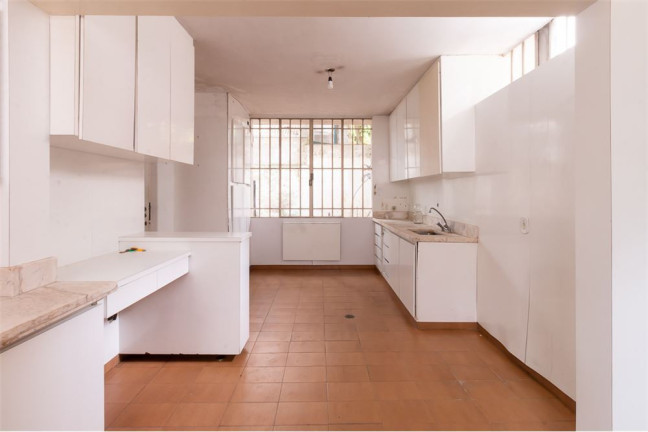 Imagem Casa com 3 Quartos à Venda,  em Pacaembu - São Paulo