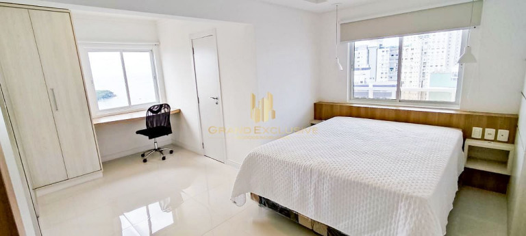 Imagem Apartamento com 3 Quartos à Venda, 172 m² em Centro - Balneário Camboriú Imagem Apartamento com 3 Quartos à Venda, 172 m² em Centro - Balneário Camboriú