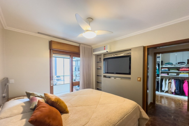 Imagem Apartamento com 3 Quartos à Venda, 120 m² em Menino Deus - Porto Alegre