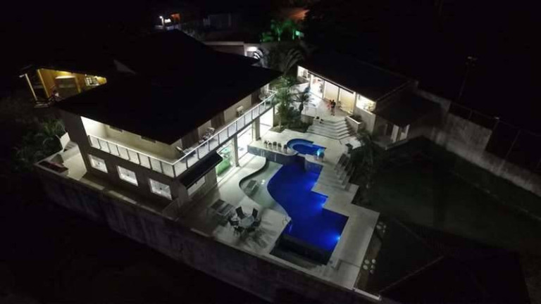 Imagem Casa à Venda, 1.328 m² em Cotia Imagem Casa à Venda, 1.328 m² em Cotia