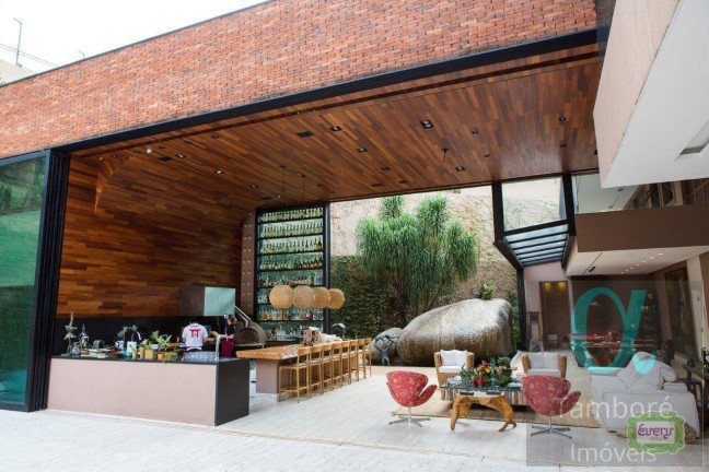 Imagem Casa com 4 Quartos à Venda, 1.600 m² em Tamboré - Santana De Parnaíba Imagem Casa com 4 Quartos à Venda, 1.600 m² em Tamboré - Santana De Parnaíba